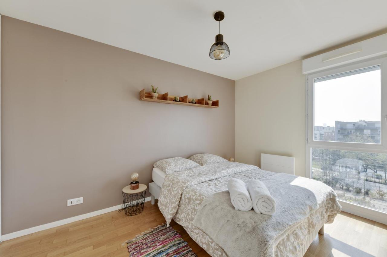 Chic Apart With Great View Of Paris Lejlighed Saint-Denis  Eksteriør billede